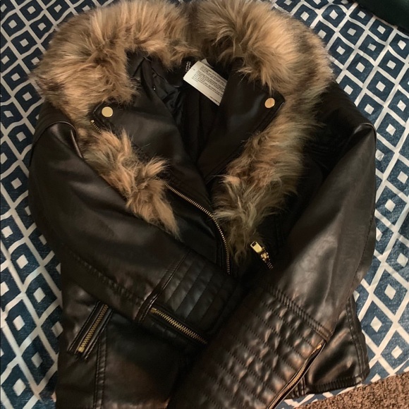 H&M Jackets & Blazers - (NEW PICTURES!) HM leather Jacket (brand new)